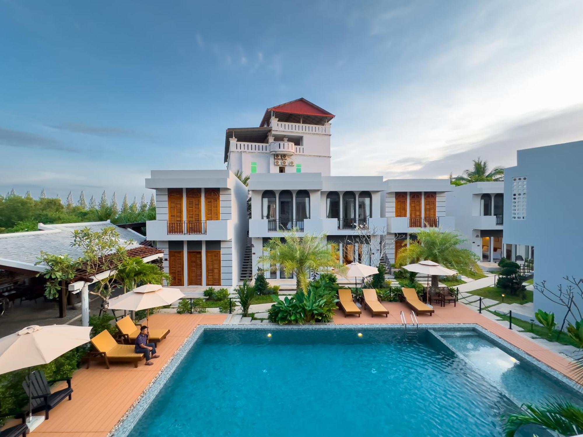The R&B Boutique Hotel Кампот Екстериор снимка
