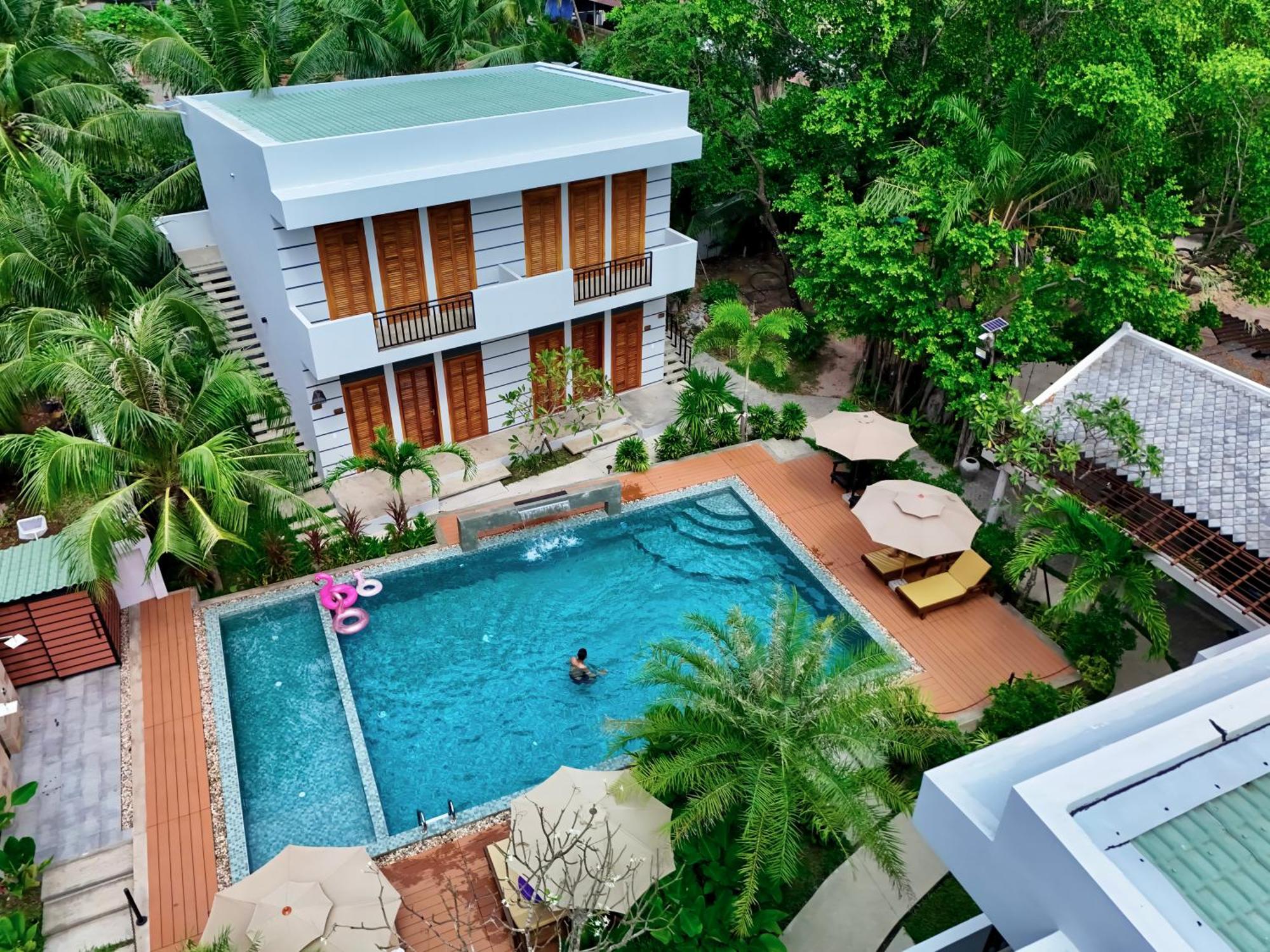 The R&B Boutique Hotel Кампот Екстериор снимка